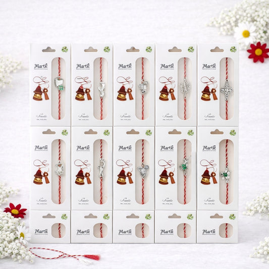 Set 30 Martisoare cu Snur Traditional si Charm Metalic, Card cu Mesaj 1 Martie 11x6 cm
