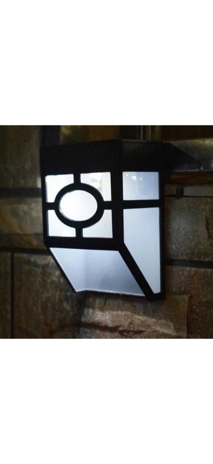 Set 4 lumini solare LED pentru gard, plastic negru, exterior