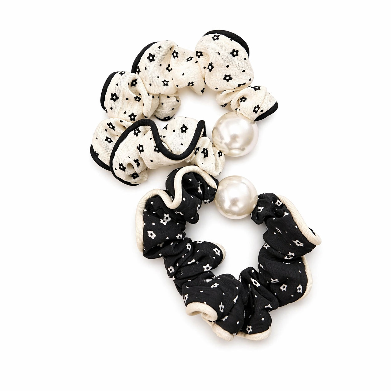 Set 50 elastice de păr tip scrunchie, din material textil, cu perlă decorativă