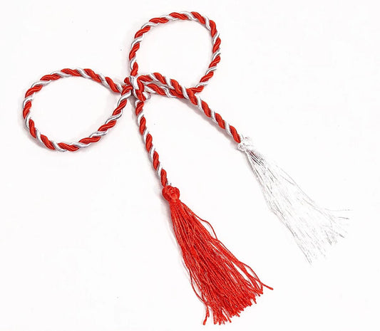 Snur martisor rasucit gigant, lungime 1.5 m, grosime 0.5 cm, alb-rosu pentru decoratiuni