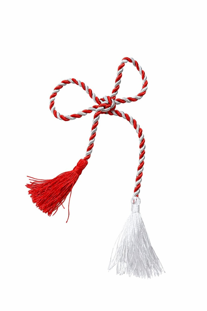 Snur martisor traditional alb rosu lucios impletit 65 cm