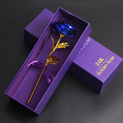 Trandafir decorativ albastru in cutie eleganta, cadou premium cu punguta inclusa